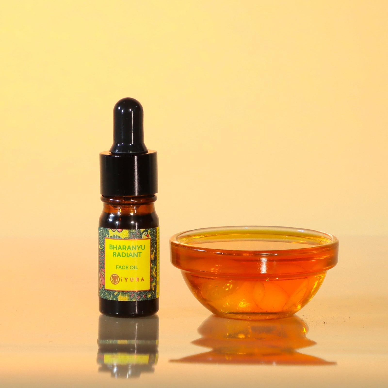 Mini Bharanyu Strahlendes Gesichtsöl