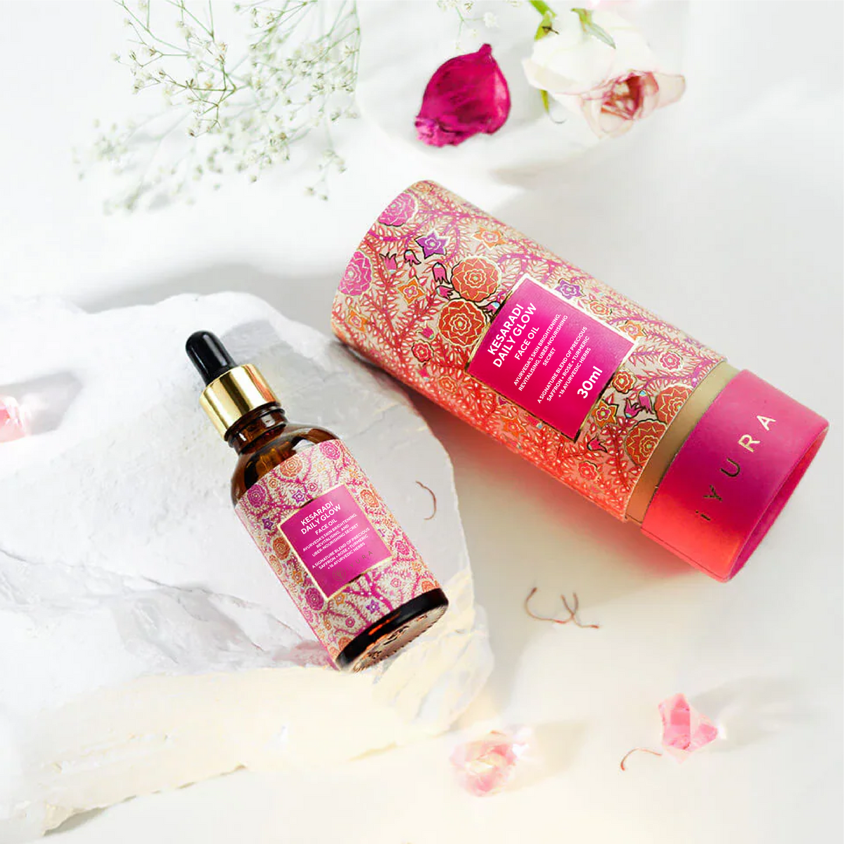 Kesaradiöl - Tägliches ayurvedisches Gesichtsöl mit Safran, Vetiver, Lakritze und Haldi