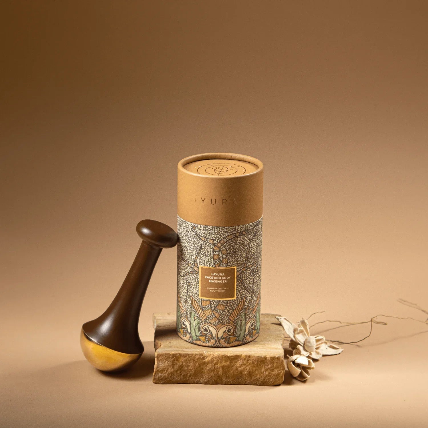 The Ayurveda Experience Treasure Box - 16 zeitlose Bestseller in einer maßgefertigten Luxus-Sammlerbox | Super Sparvorteil